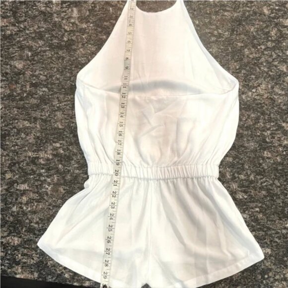 Mikoh Takaroa Summer Beach halter neck low back romper size 1 small - Picture 2 of 8